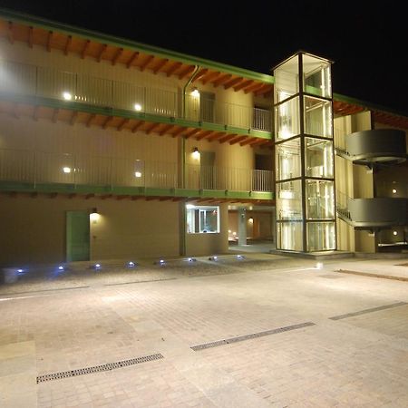 Residence & Suites Solaf Bonate di Sopra Εξωτερικό φωτογραφία
